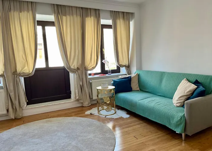 Chira Chiralina Classic Apartment