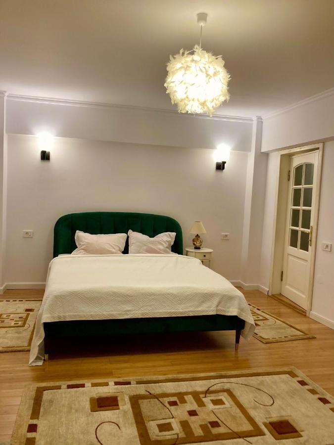 Chira Chiralina Classic Apartment